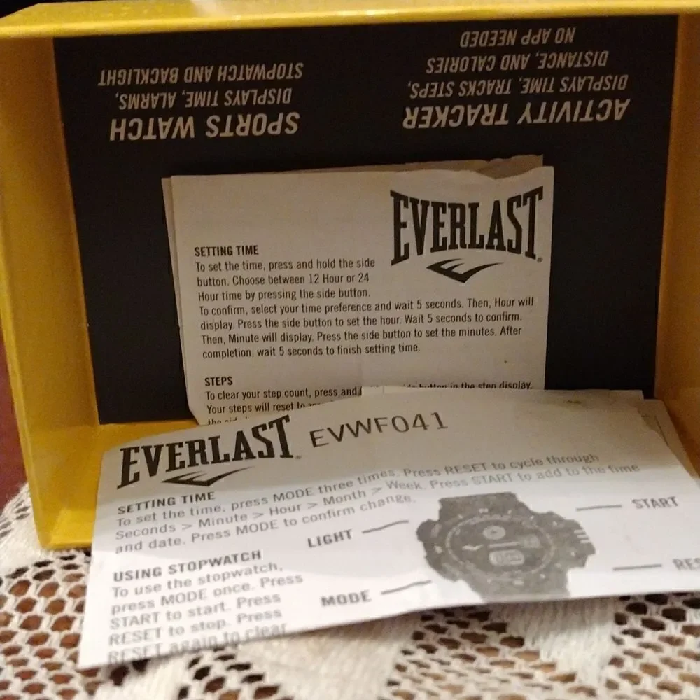 Everlast sports watch and activity tracker